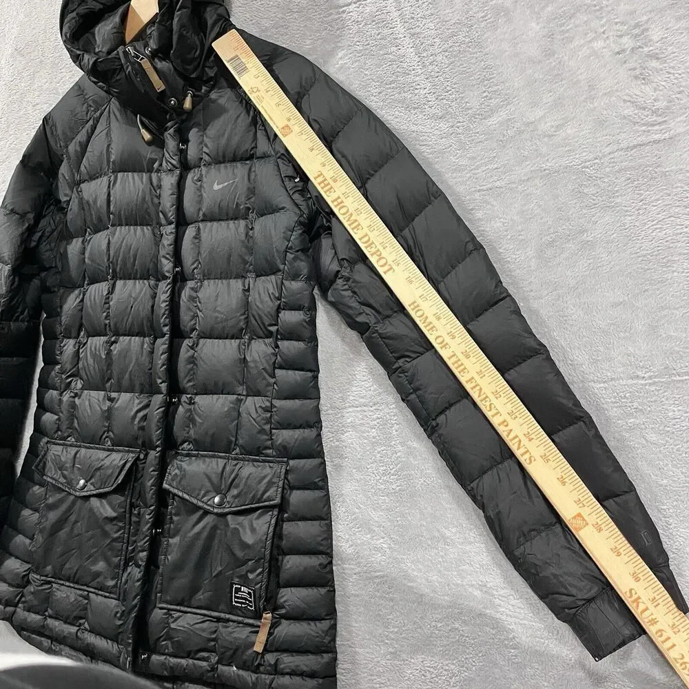 Nike Youth L(11-13)/Women’s XS Lightweight Black Puffer Coat